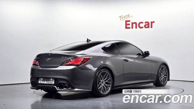 Hyundai Genesis 2012 — photo 2