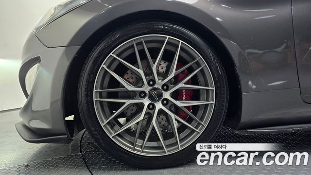 Hyundai Genesis 2012 — photo 5