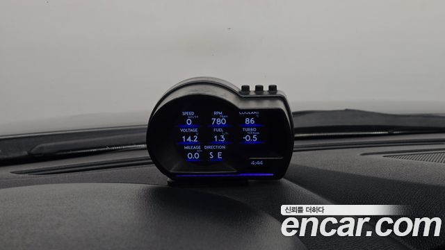 Hyundai Genesis 2012 — photo 18