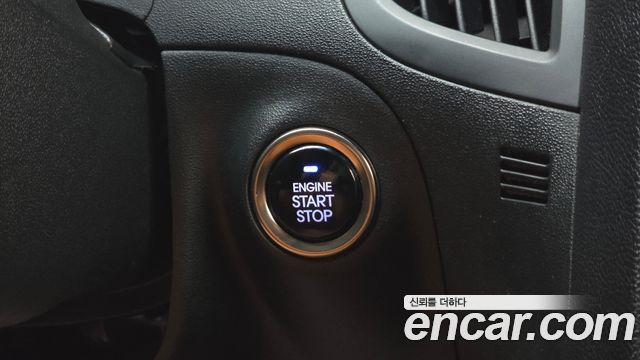 Hyundai Genesis 2012 — photo 19