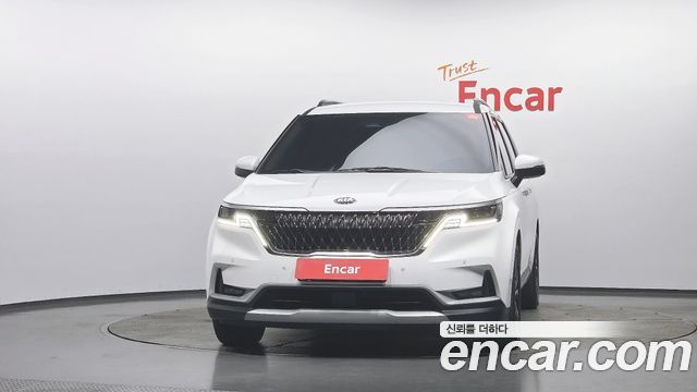Kia Canival 2021 — photo 3