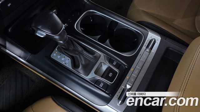 Kia Canival 2021 — photo 9