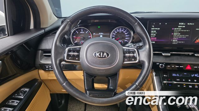 Kia Canival 2021 — photo 15