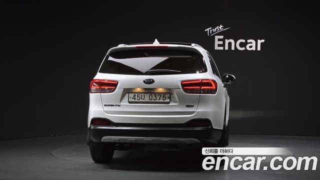 Kia Sorento 2016 — photo 4
