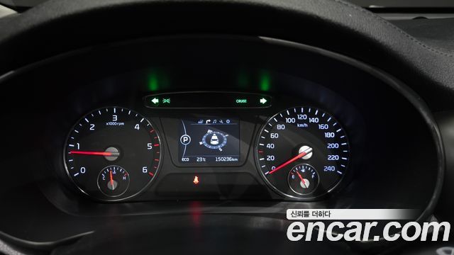 Kia Sorento 2016 — photo 11