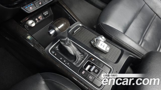 Kia Sorento 2016 — photo 12