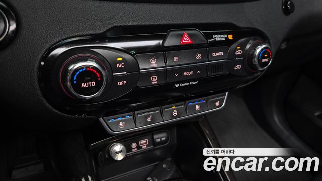 Kia Sorento 2016 — photo 24