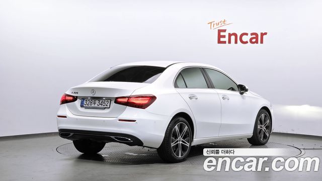 Mercedes-Benz A-Class 2026 — photo 2