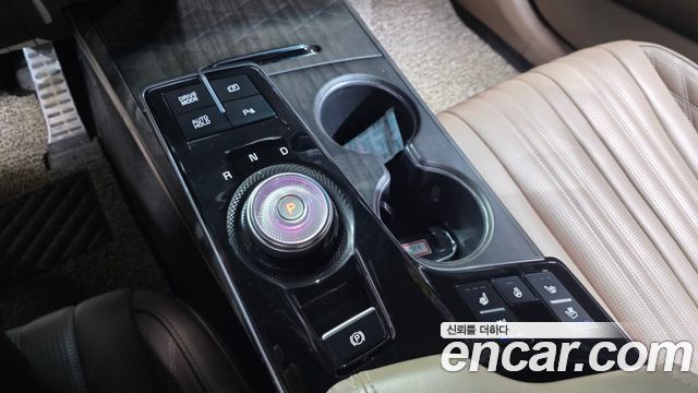 Kia K8 2022 — photo 12