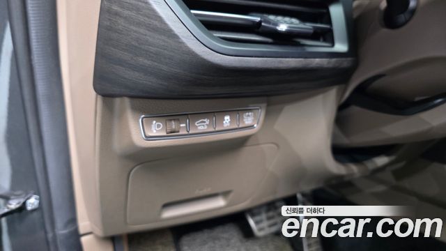 Kia K8 2022 — photo 23