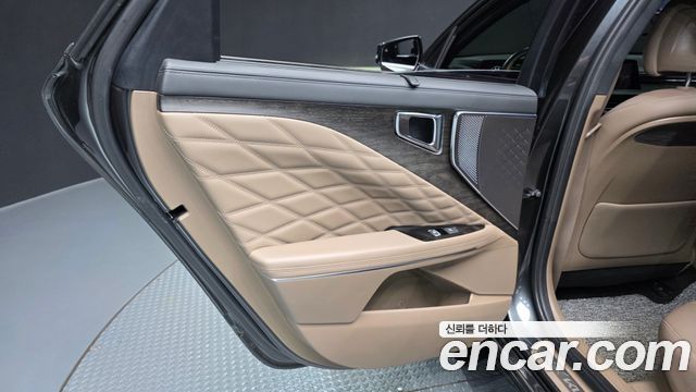 Kia K8 2022 — photo 15