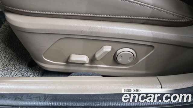 Kia K8 2022 — photo 31