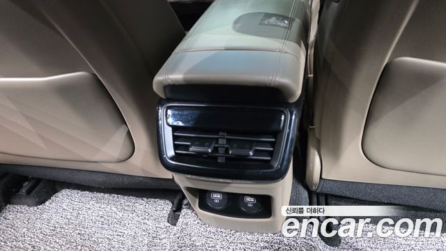Kia K8 2022 — photo 34