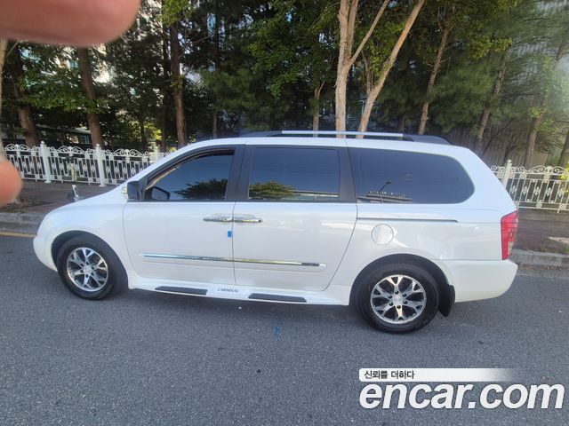 Kia Canival 2013 — photo 5