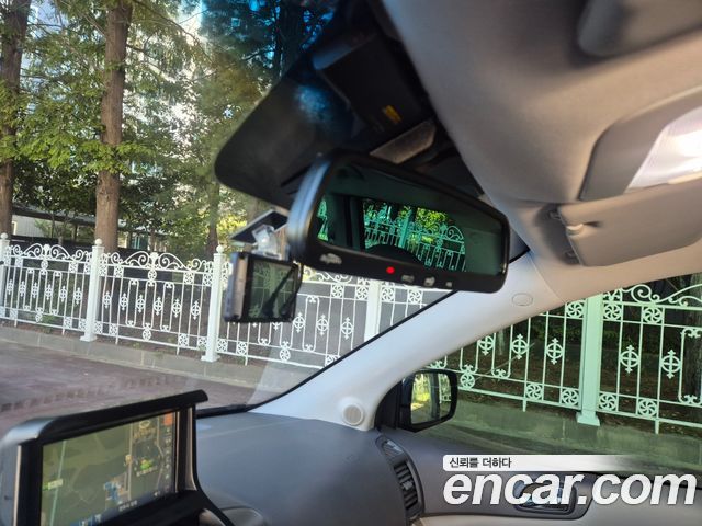 Kia Canival 2013 — photo 12