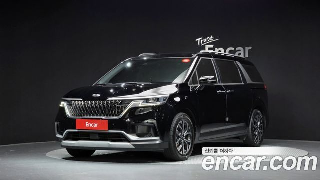 Kia Canival 2021 — photo 1