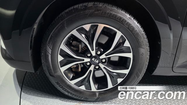 Kia Canival 2021 — photo 5