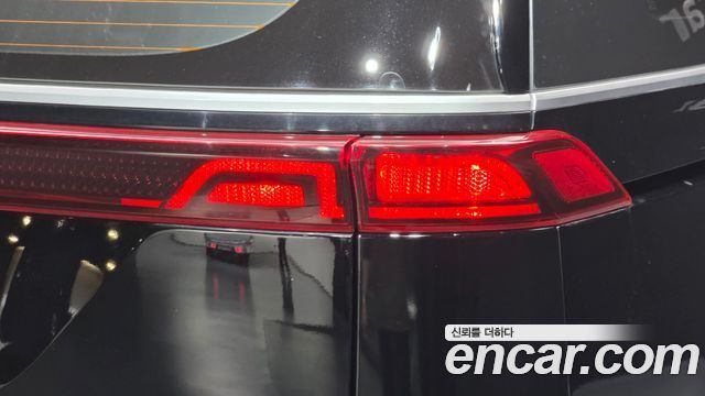 Kia Canival 2021 — photo 9