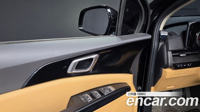Kia Canival 2021 — photo 30