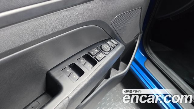 Hyundai AVANTE 2018 — photo 26