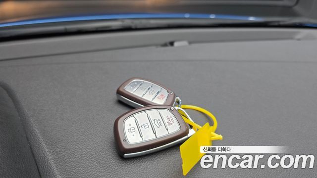 Hyundai AVANTE 2018 — photo 29