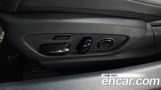 Lexus ES 2025 — photo 30