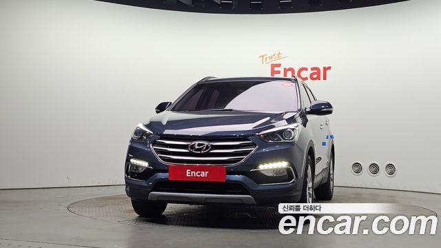 Hyundai Santafe 2018 — photo 3