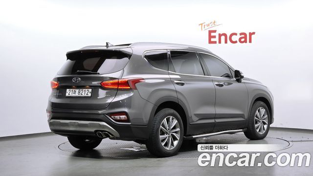 Hyundai Santafe 2019 — photo 2