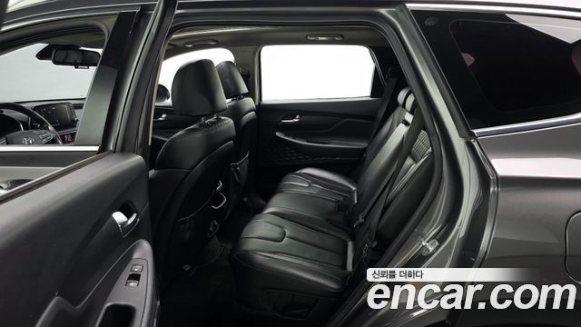 Hyundai Santafe 2019 — photo 12