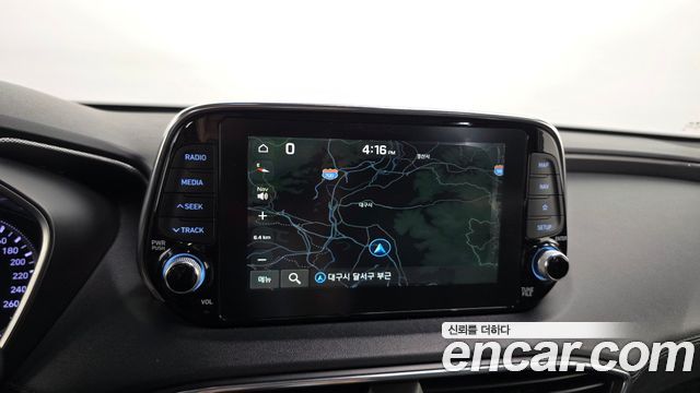 Hyundai Santafe 2019 — photo 14