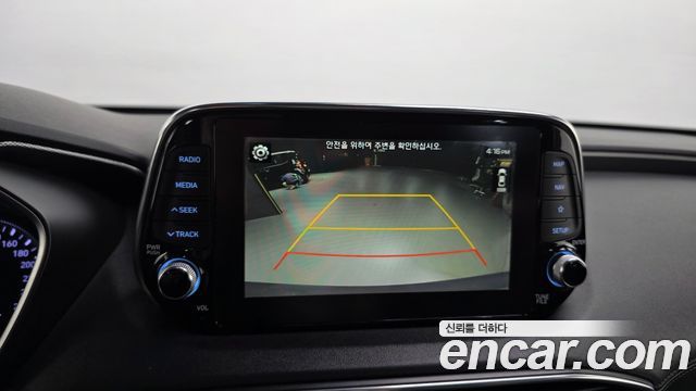 Hyundai Santafe 2019 — photo 15