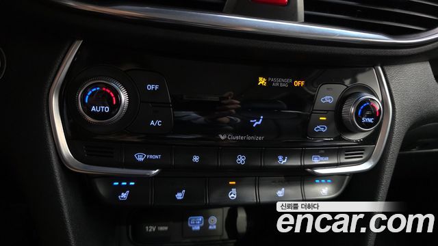 Hyundai Santafe 2019 — photo 16