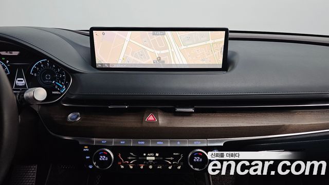 Genesis G80 2021 — photo 14