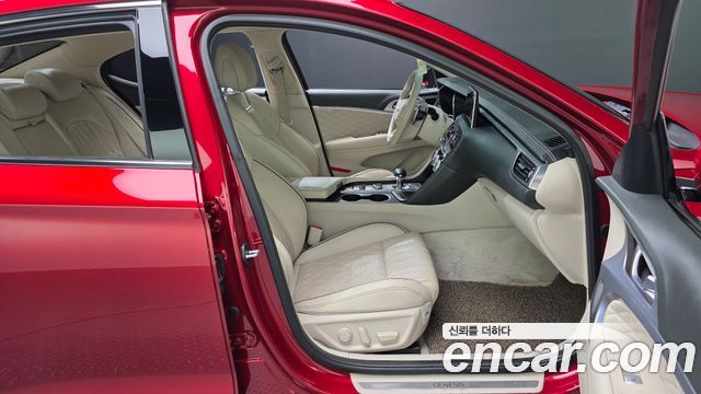 Genesis G70 2019 — photo 11