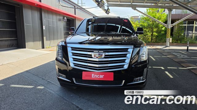 Cadillac Escalade 2016 — photo 3