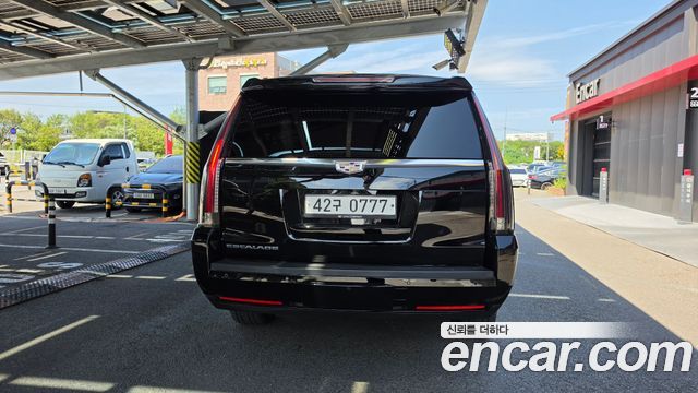 Cadillac Escalade 2016 — photo 4