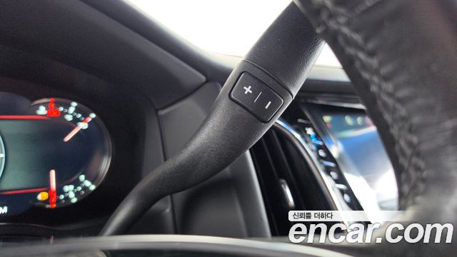 Cadillac Escalade 2016 — photo 9