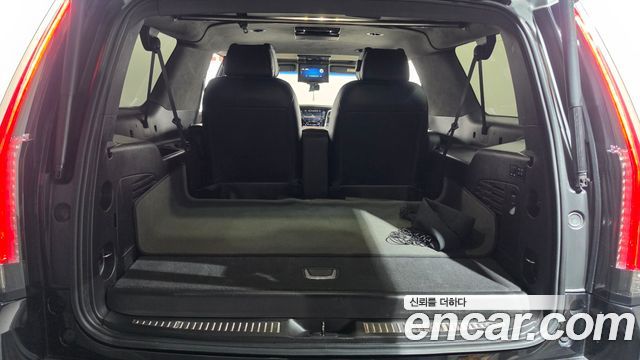 Cadillac Escalade 2016 — photo 20