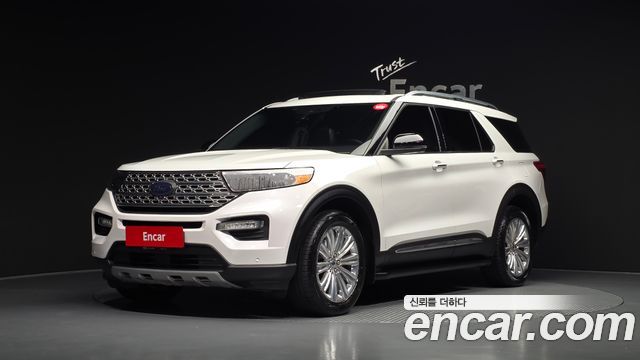 Ford Explorer 2020 — photo 1