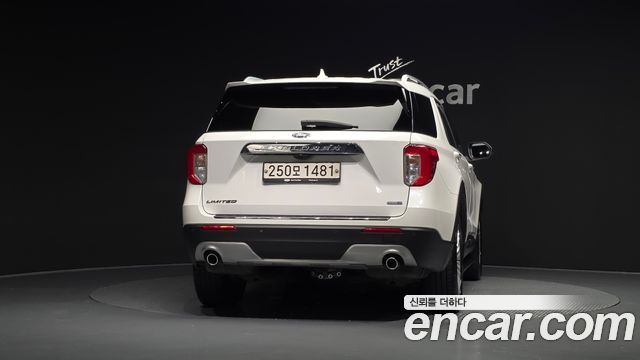 Ford Explorer 2020 — photo 4