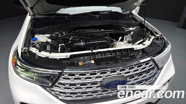Ford Explorer 2020 — photo 6