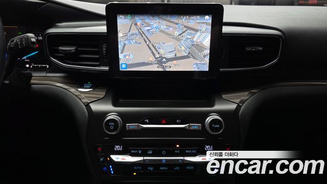 Ford Explorer 2020 — photo 20