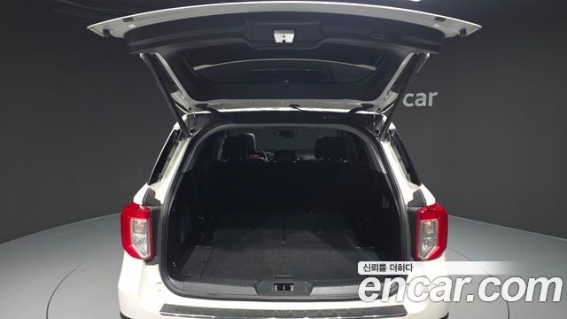 Ford Explorer 2020 — photo 26