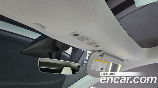 Tesla Model Y 2021 — photo 27