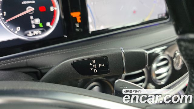 Mercedes-Benz S-Class 2016 — photo 9
