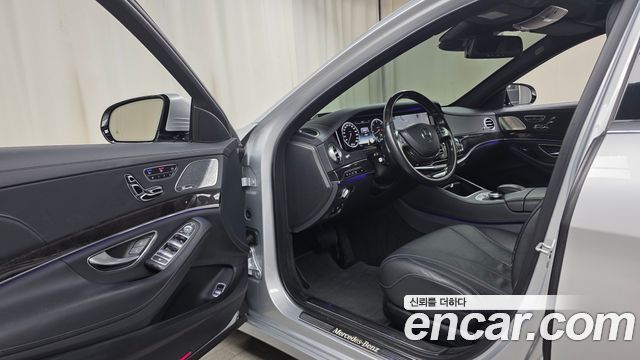 Mercedes-Benz S-Class 2016 — photo 13