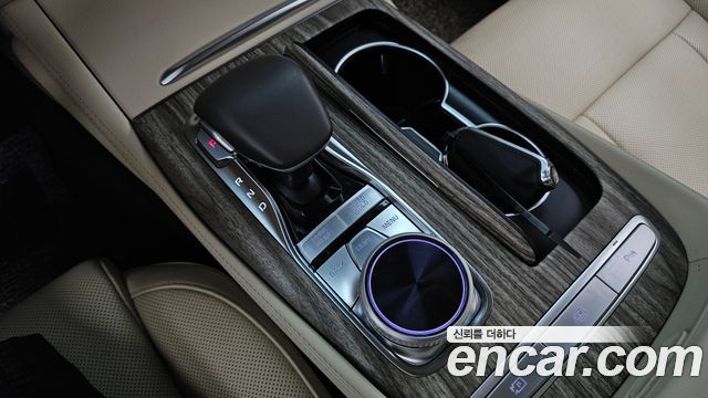 Kia K9 2022 — photo 9
