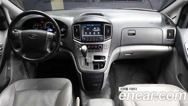 Hyundai Starex 2021 — photo 10