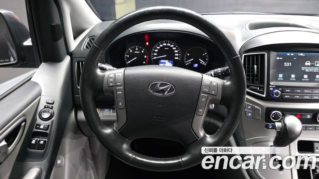 Hyundai Starex 2021 — photo 19