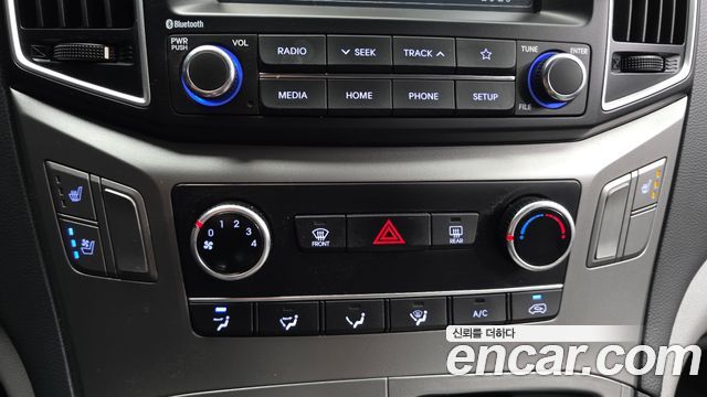 Hyundai Starex 2021 — photo 22